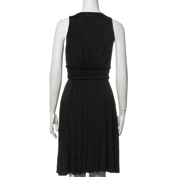 Diane Von Furstenberg Black V-Neck Sleeveless Fit n' Flare Dress - Picture 5 of 10